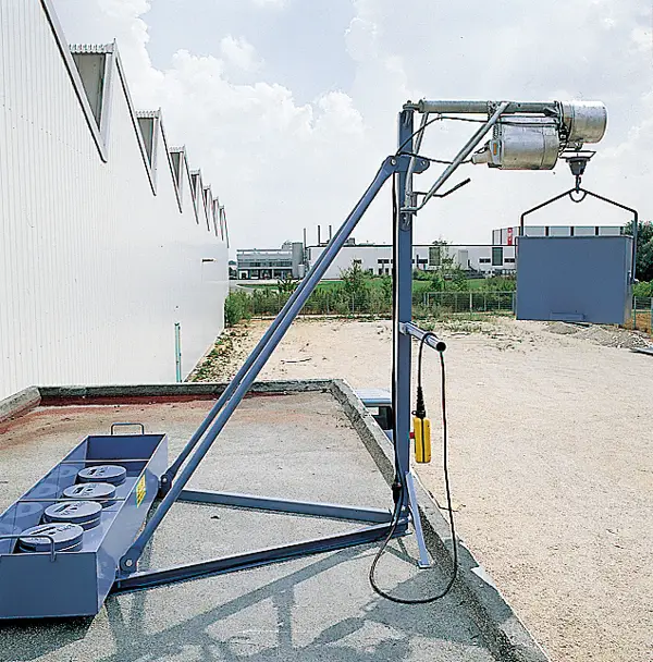 Tronožac samostojeći GEDA s teretnom posudom, ZG1863